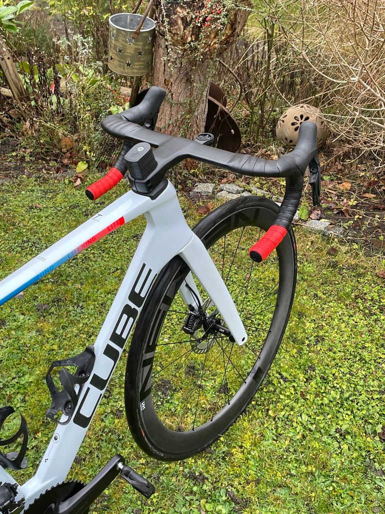 Used CUBE LITENING AERO C:68X RACE 2024 2024 Road & Gravel, White — image 10 of 12
