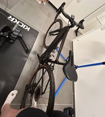Used Giant Revolt E+ 2022 2022 Road & Gravel, Black — image 4 of 4