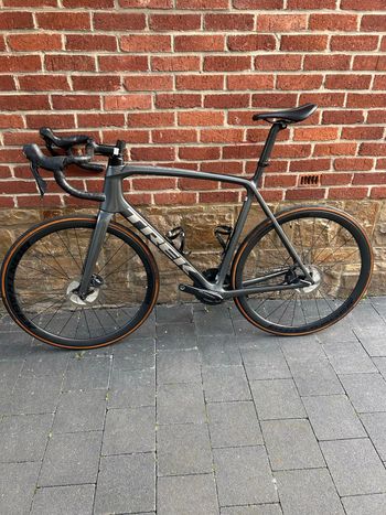 Used Trek Émonda SL 6 Pro 2021 2021 Road & Gravel, Hellgrau — image 8 of 11