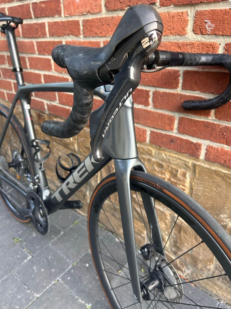 Used Trek Émonda SL 6 Pro 2021 2021 Road & Gravel, Hellgrau — image 5 of 11