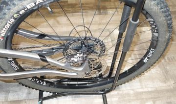 Gebrauchtes Pivot TRAIL 429 Pro XT/XTR 2024 2024 Mountainbike, Hellgrau, 29 — Bild 8 von 9