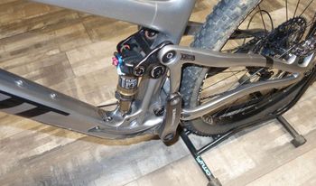 Used Pivot TRAIL 429 Pro XT/XTR 2024 2024 Mountainbike, Hellgrau, 29 — image 6 of 9