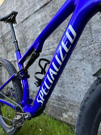 Used Specialized Epic 8 Comp 2025 2025 Mountainbike, Purple — image 8 of 9