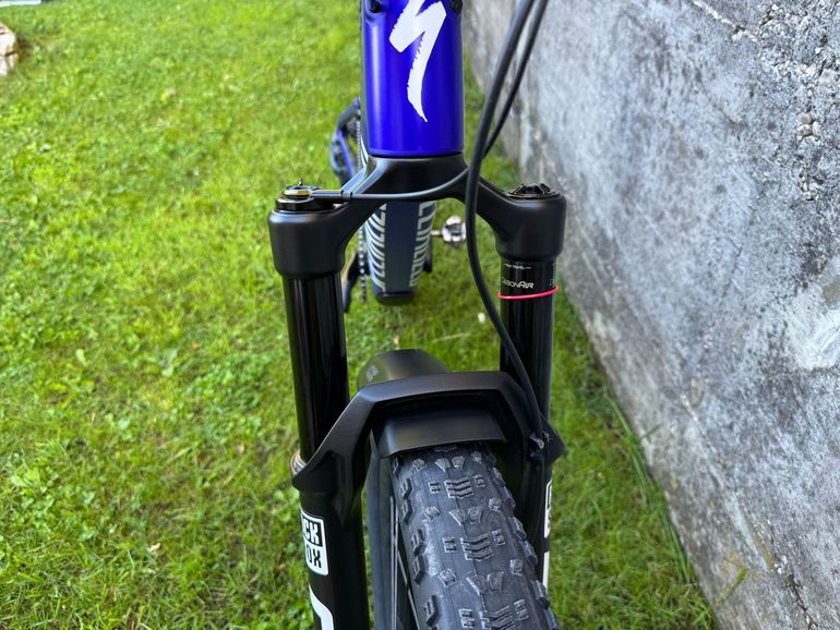 Used Specialized Epic 8 Comp 2025 2025 Mountainbike, Purple — image 9 of 9