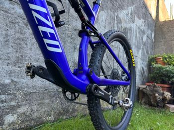 Used Specialized Epic 8 Comp 2025 2025 Mountainbike, Purple — image 7 of 9