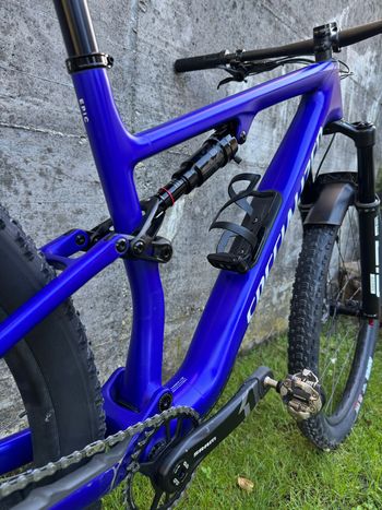 Used Specialized Epic 8 Comp 2025 2025 Mountainbike, Purple — image 6 of 9