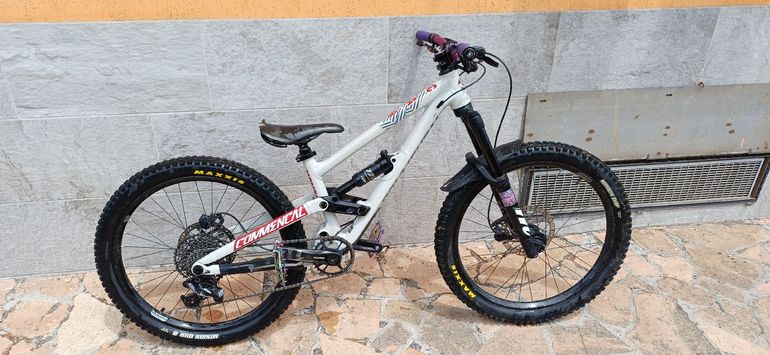 Used Commencal CLASH JUNIOR 2020 2020 Youth, Light Gray — image 1 of 5