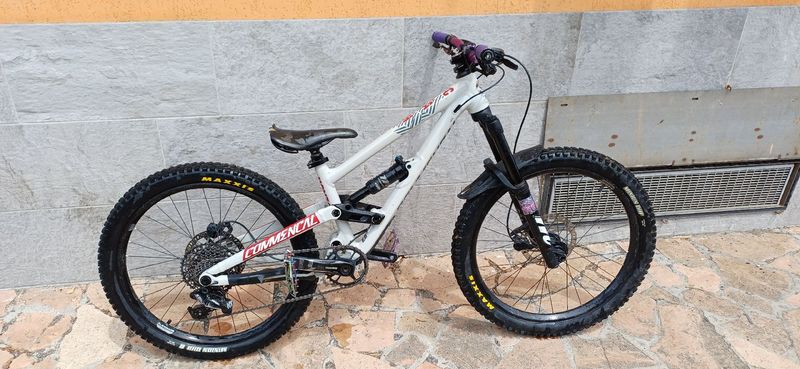 Použité Commencal CLASH JUNIOR 2020 2020 Kids & Youth