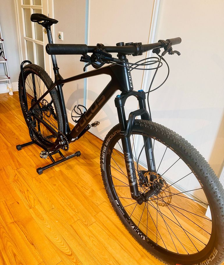 Used Focus Raven Shimano Deore XT 2021 Mountainbike, Schwarz — image 9 of 9