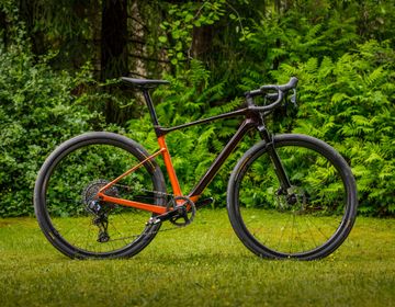 Brugt Giant Revolt X Advanced Pro 1 2023 2023 Road & Gravel — billede 1 af 6