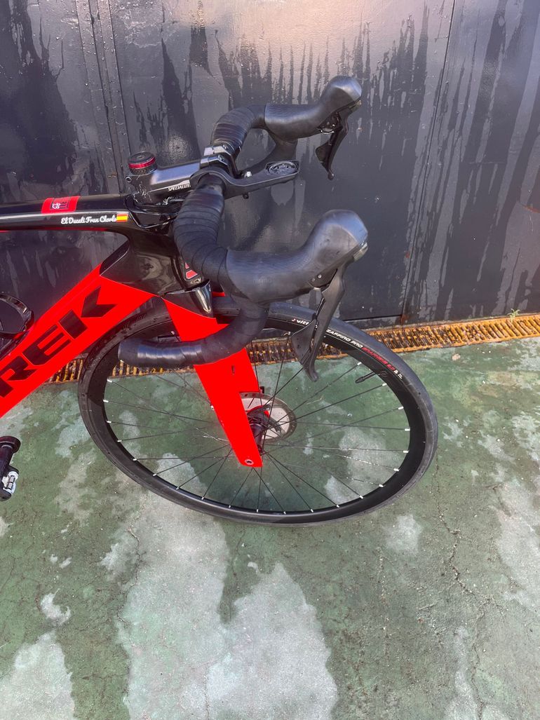Used Trek Madone SL 6 2021 2021 Road & Gravel, Rot — image 6 of 14