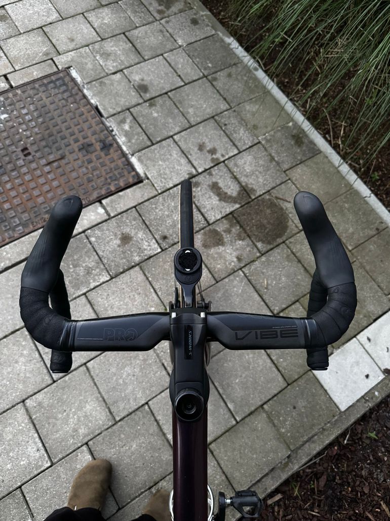 Used Specialized Tarmac Shimano Ultegra Di2 2025 Road & Gravel, Rot — image 3 of 9