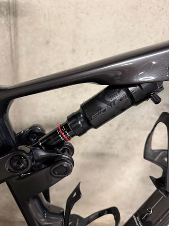 Used Cannondale Scalpel 4 2024 2024 Mountainbike, Negro — image 5 of 6