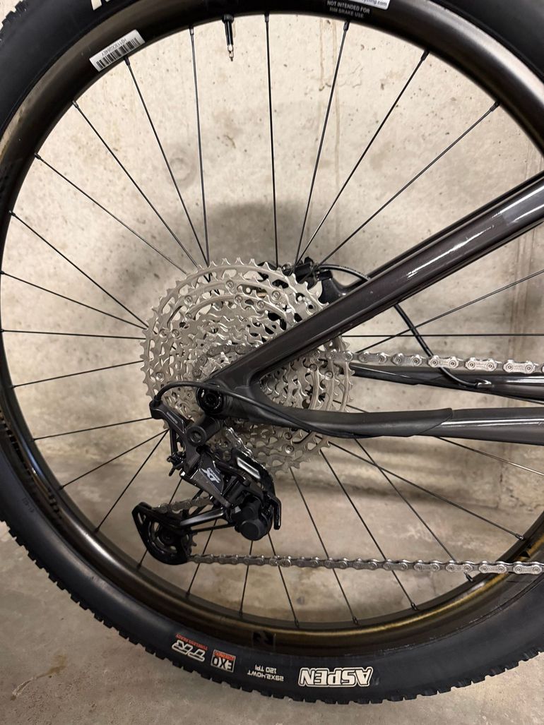 Used Cannondale Scalpel 4 2024 2024 Mountainbike, Negro — image 3 of 6