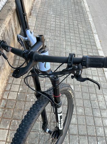 Used Specialized Epic SRAM XX SL Eagle AXS (T-Type) 2025 Mountainbike, White — image 5 of 7