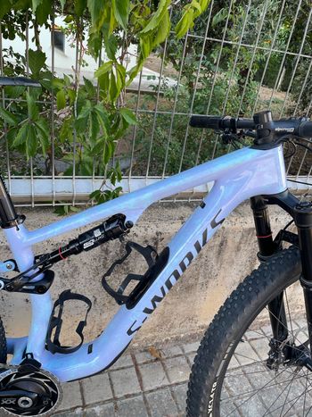 Used Specialized Epic SRAM XX SL Eagle AXS (T-Type) 2025 Mountainbike, White — image 2 of 7