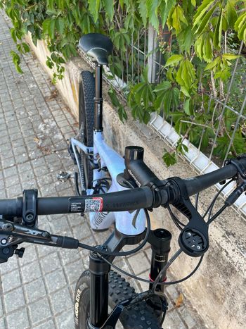 Used Specialized Epic SRAM XX SL Eagle AXS (T-Type) 2025 Mountainbike, White — image 6 of 7