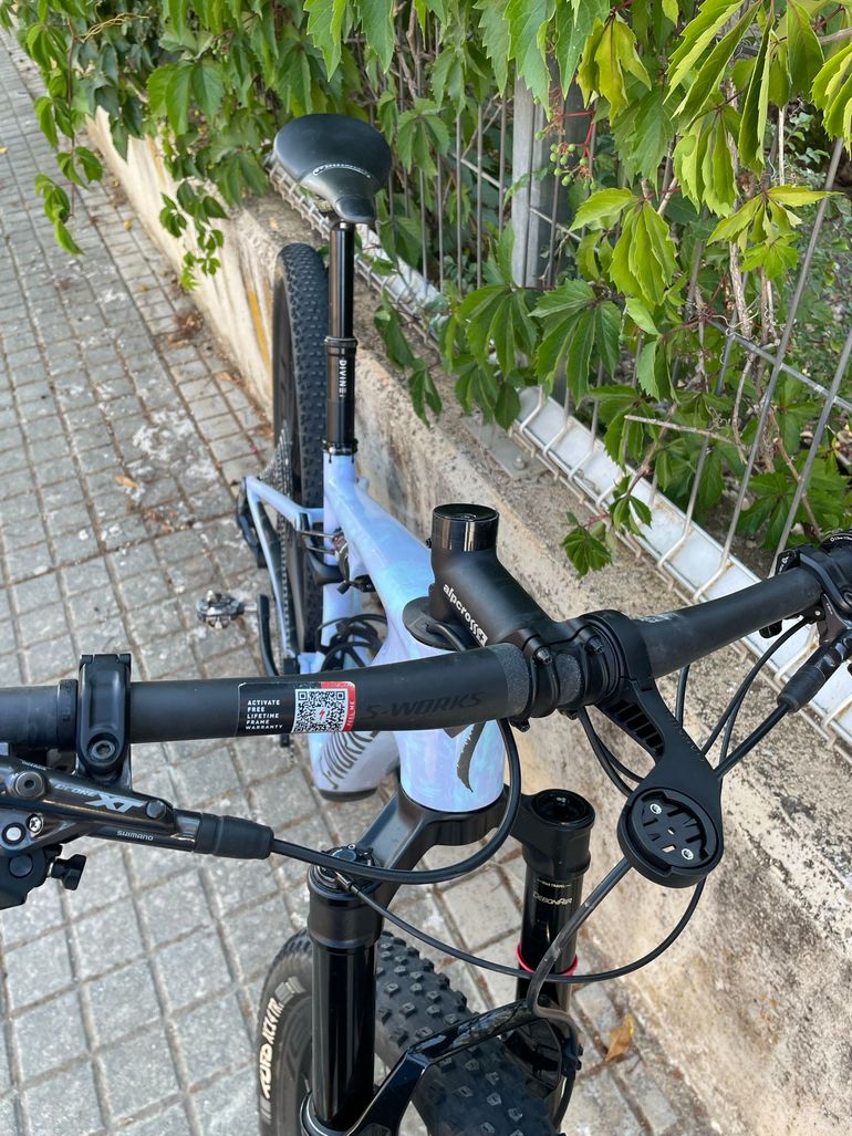Used Specialized Epic SRAM XX SL Eagle AXS (T-Type) 2025 Mountainbike, White — image 6 of 7