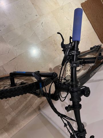 Brugt Trek Supercaliber 9.6 Gen 1 2023 2023 Mountainbike — billede 4 af 5