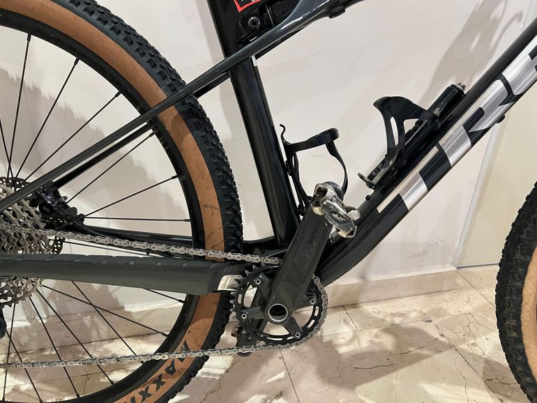 Used Trek Supercaliber 9.6 Gen 1 2023 2023 Mountainbike, Black, 29 — image 2 of 5