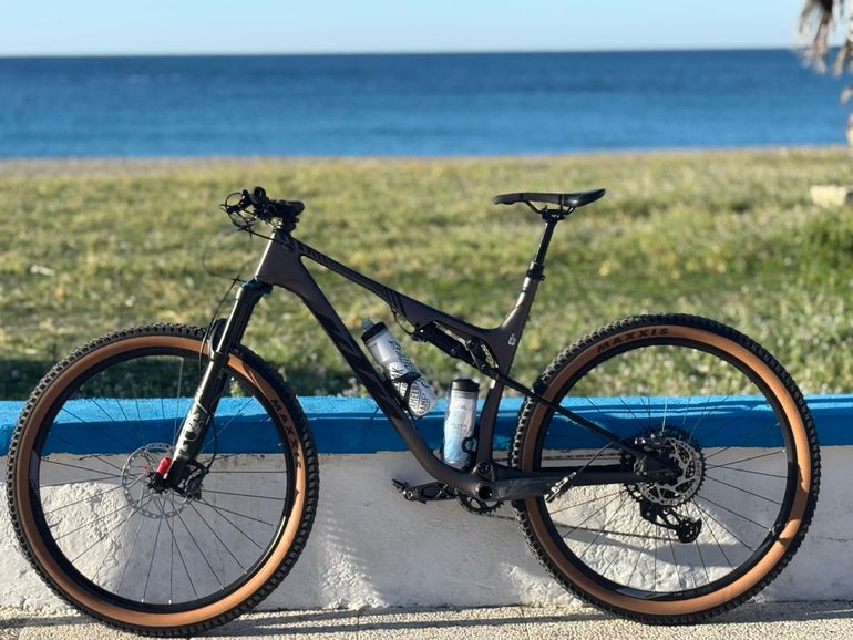 Used KTM SCARP ELITE AXS 2025 2025 Mountainbike, Light Gray, 29 — image 2 of 3