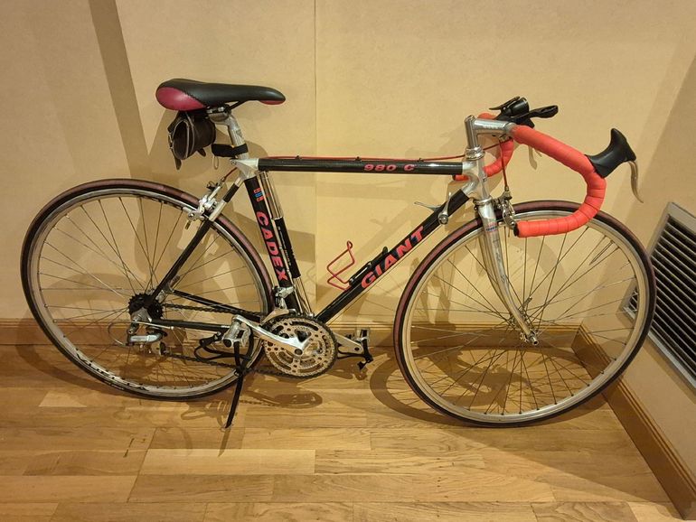 Used Giant Giant Custom Shimano 600 1989 Road & Gravel — image 1 of 4