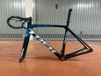 Used trek emonda slr Trek emonda slr Custom Frameset 2021 Road & Gravel, Blue — image 2 of 10