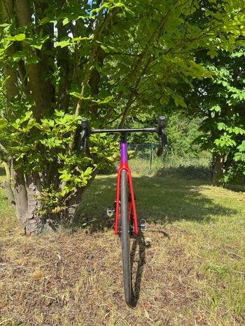 Used Canyon Aeroad CF SLX 7 Disc eTap 2023 2023 Road & Gravel — image 2 of 8