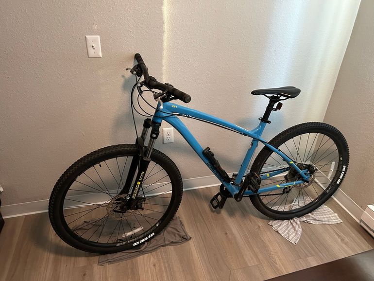 Used Diamondback Overdrive 29 1 2023 2023 Mountainbike, Blue, 29 — image 1 of 3