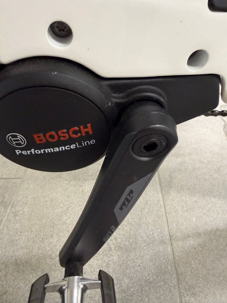 Used KTM MACINA TOUR P500 LTD64 2026 2026 Urban, White — image 3 of 16