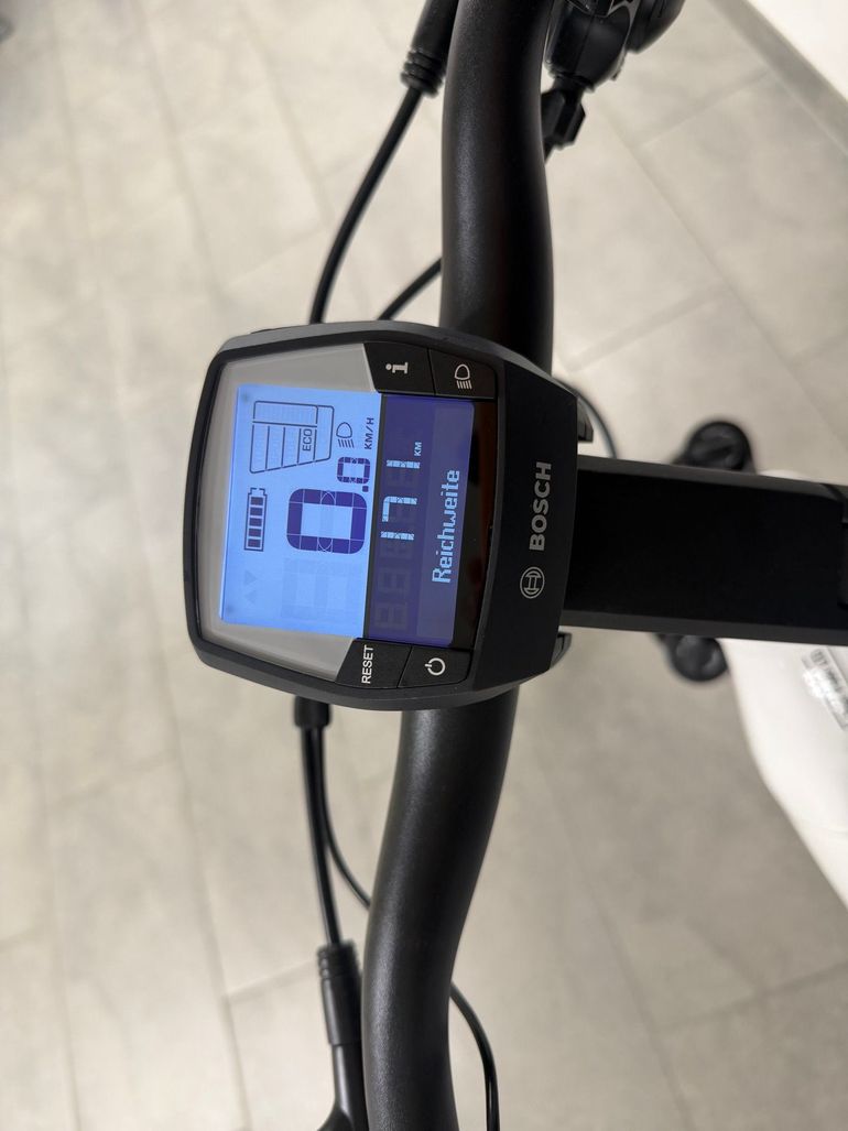 Used KTM MACINA TOUR P500 LTD64 2026 2026 Urban, White — image 11 of 16