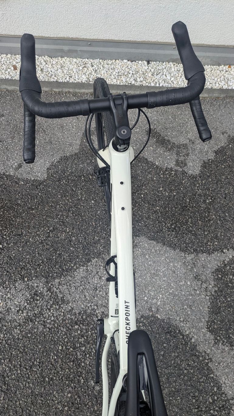 Used Trek Checkpoint ALR 5 2022 2022 Road & Gravel, White — image 4 of 11