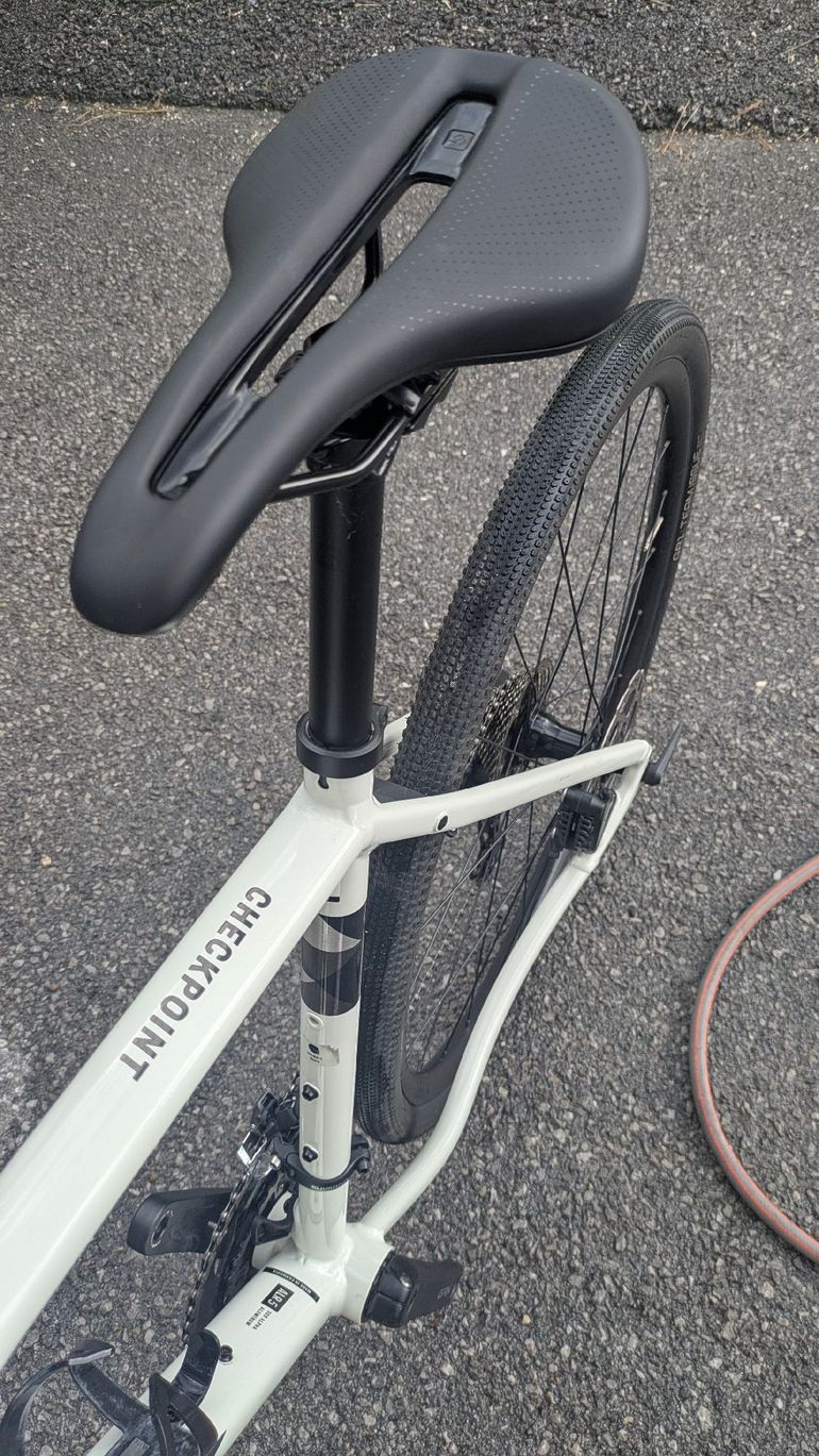 Used Trek Checkpoint ALR 5 2022 2022 Road & Gravel, White — image 7 of 11