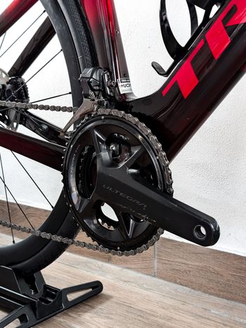 Used Trek Madone SLR 7 Gen 7 2024 2024 Road & Gravel, Rot — image 7 of 20