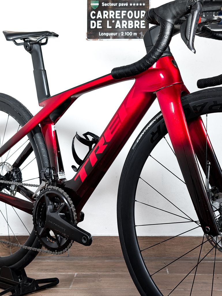 Used Trek Madone SLR 7 Gen 7 2024 2024 Road & Gravel, Rot — image 4 of 20
