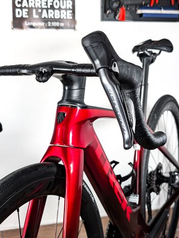 Used Trek Madone SLR 7 Gen 7 2024 2024 Road & Gravel, Rot — image 17 of 20