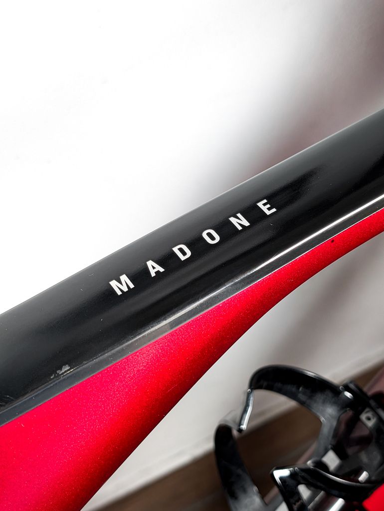 Used Trek Madone SLR 7 Gen 7 2024 2024 Road & Gravel, Rot — image 14 of 20