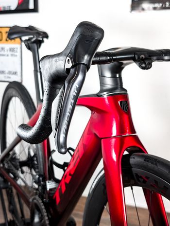 Used Trek Madone SLR 7 Gen 7 2024 2024 Road & Gravel, Rot — image 16 of 20