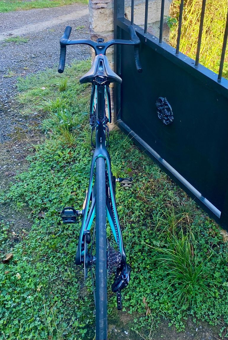 Used Bianchi Oltre PRO SHIMANO ULTEGRA DI2 2025 2025 Road & Gravel, Black — image 5 of 6