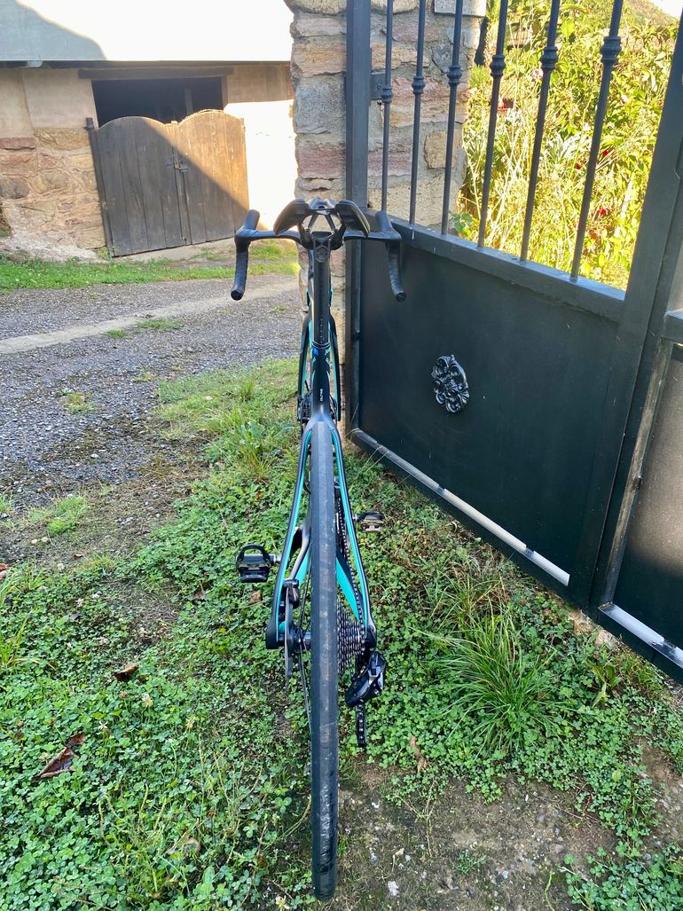 Used Bianchi Oltre PRO SHIMANO ULTEGRA DI2 2025 2025 Road & Gravel, Black — image 4 of 6