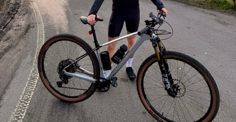 CUBE ELITE C:62, PRO 2024 2024 Mountainbike d'occasion — image 2 sur 14