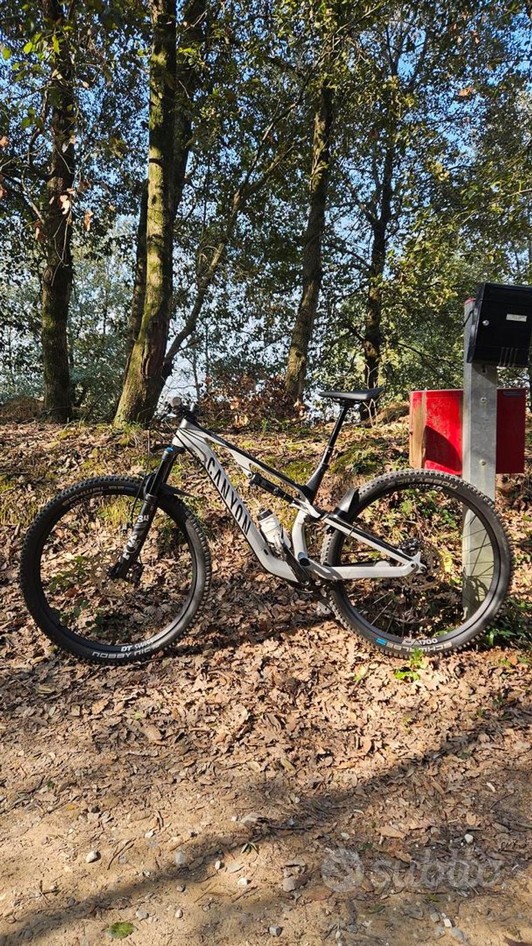 Used Canyon Canyon Neuron CF7 2023 Mountainbike, Light Gray — image 1 of 6