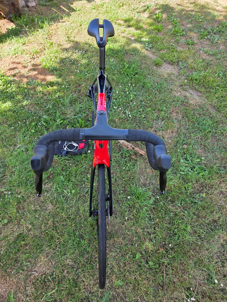 Used Trek Emonda SRAM Rival eTap AXS 2022 Road & Gravel, Red — image 15 of 18