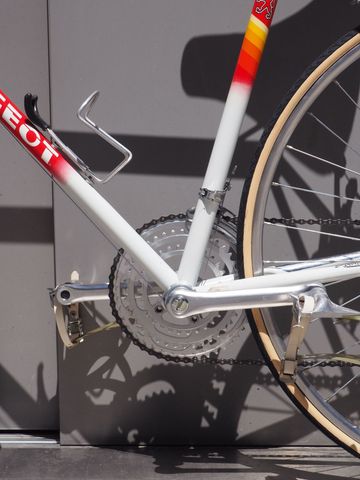 Used Peugeot Custom Other 1991 Road & Gravel, White — image 11 of 16