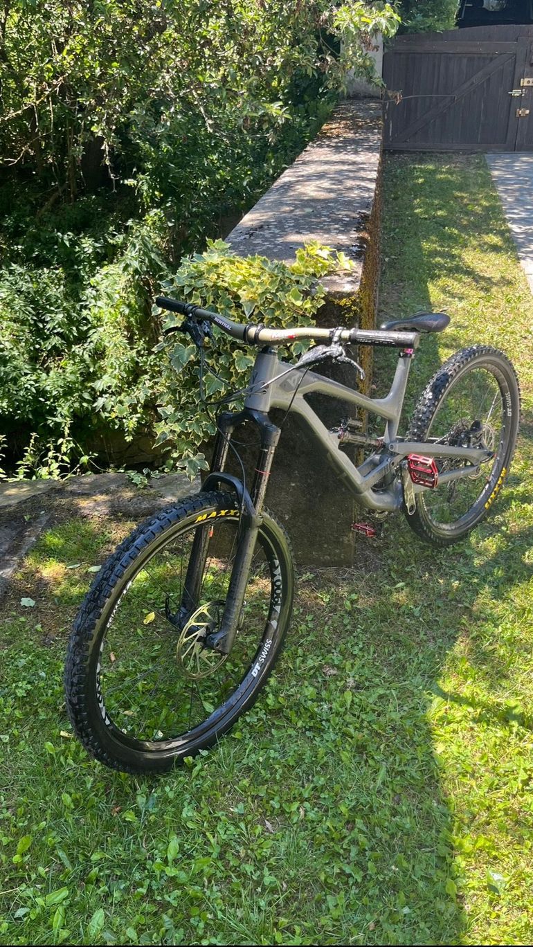 Used YT YT Custom SRAM NX 2019 Mountainbike, Hellgrau — image 3 of 5