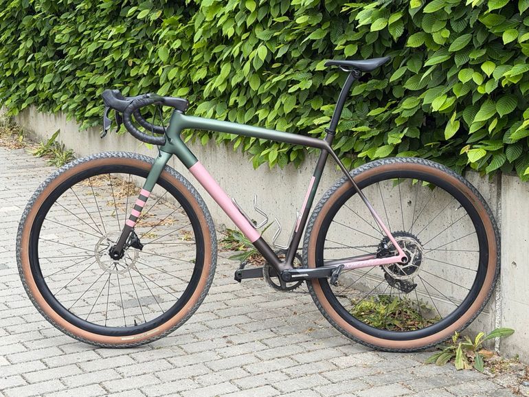 Used Specialized Crux Expert - SRAM Rival XPLR eTAP AXS 2025 2025 Road & Gravel — image 2 of 12