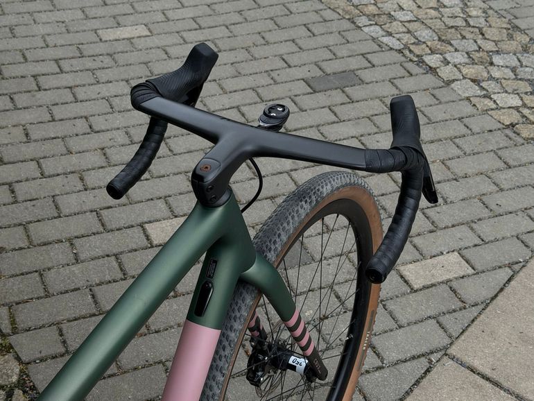 Used Specialized Crux Expert - SRAM Rival XPLR eTAP AXS 2025 2025 Road & Gravel — image 11 of 12