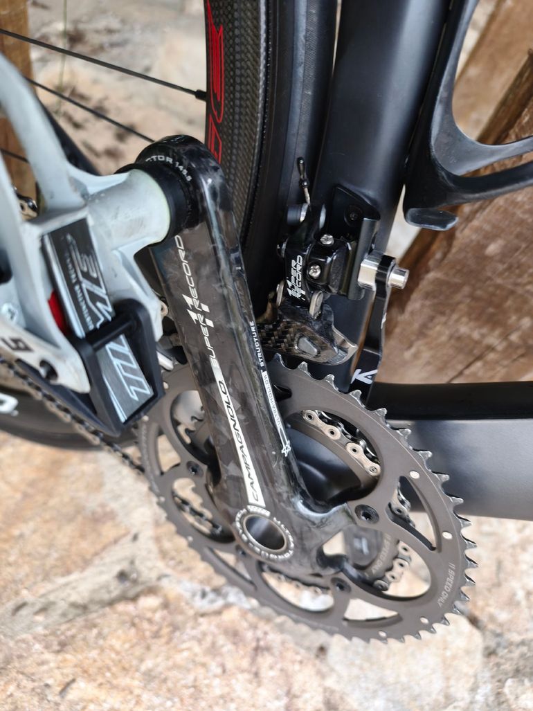 Used Canyon Aeroad Campagnolo Super Record 2018 Road & Gravel, Negro — image 8 of 11
