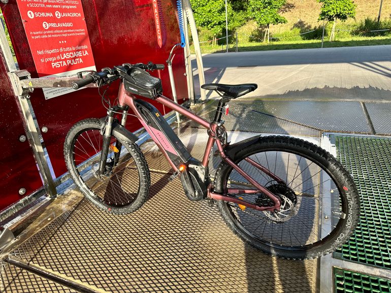 Used ROCKRIDER 500 2022 Mountainbike, Rot — image 1 of 12