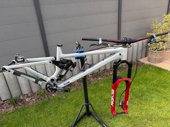 Used RAAW Jibb V2 LT Frame Kit 2024 Frameset 2024 MTB